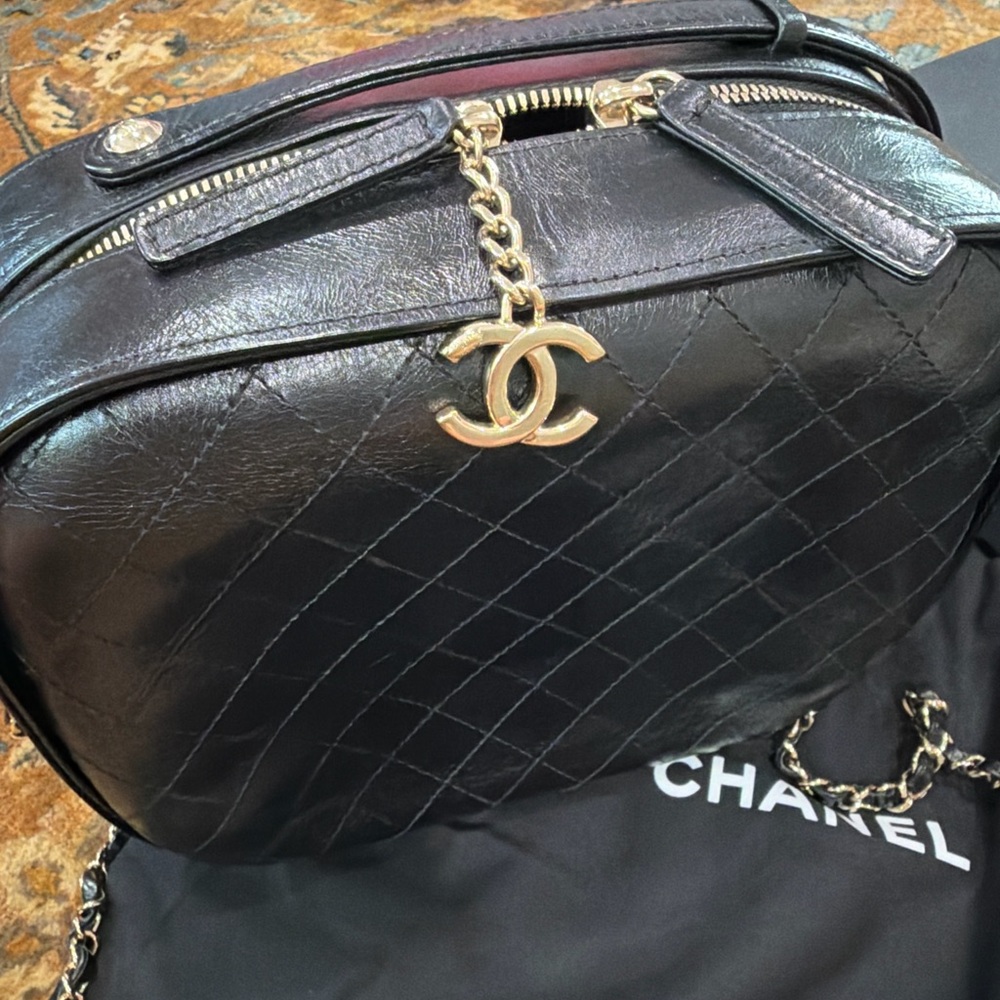 Chanel Black Leather Shoulder Bag with chain strap - dust bag and box included